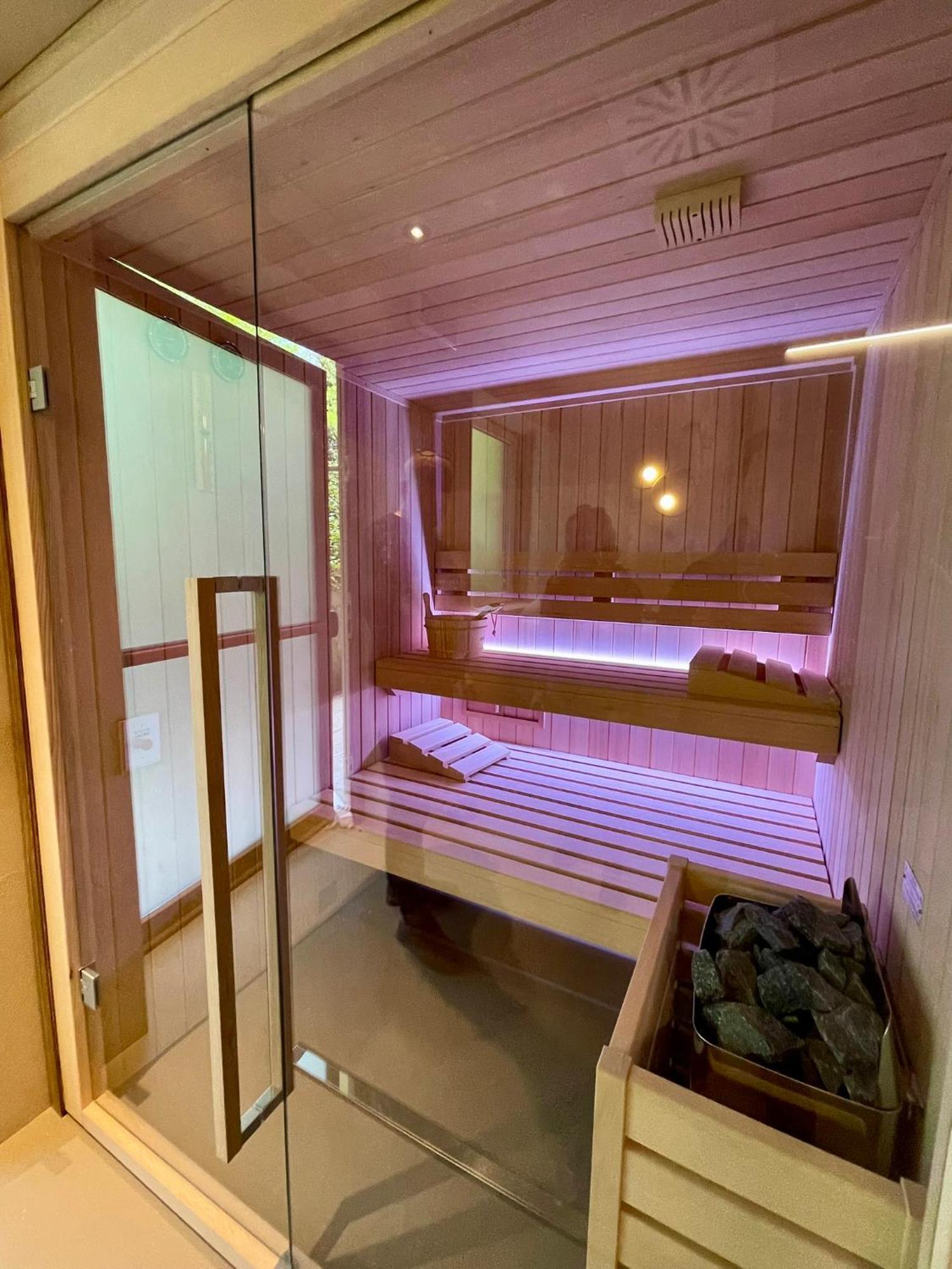 Vital Hotel Flora โกมาโนแตร์เม ภายนอก รูปภาพ