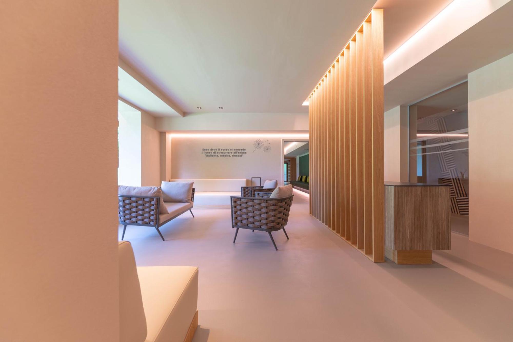 Vital Hotel Flora โกมาโนแตร์เม ภายนอก รูปภาพ